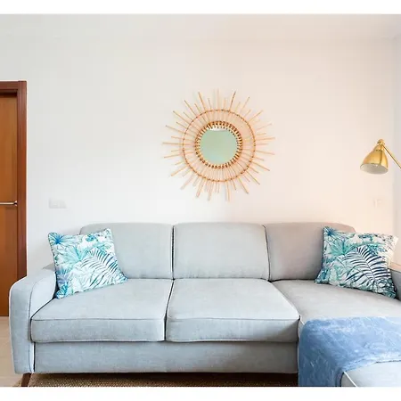 Live San Isidro Cedro Appartement *